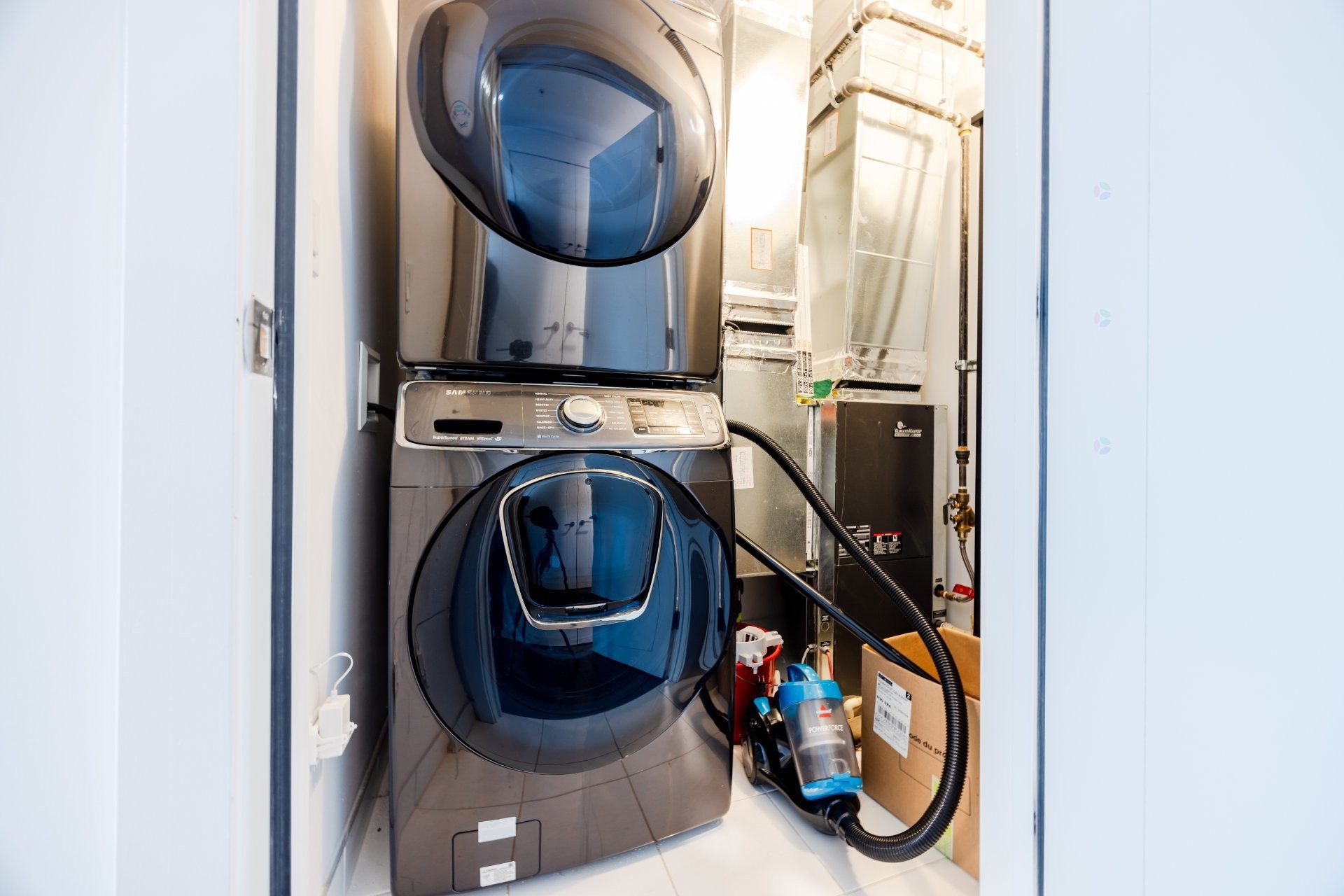 









1310


Boul. René-Lévesque O.

, 604,
Montréal (Ville-Marie),




QC
H3G0B7

