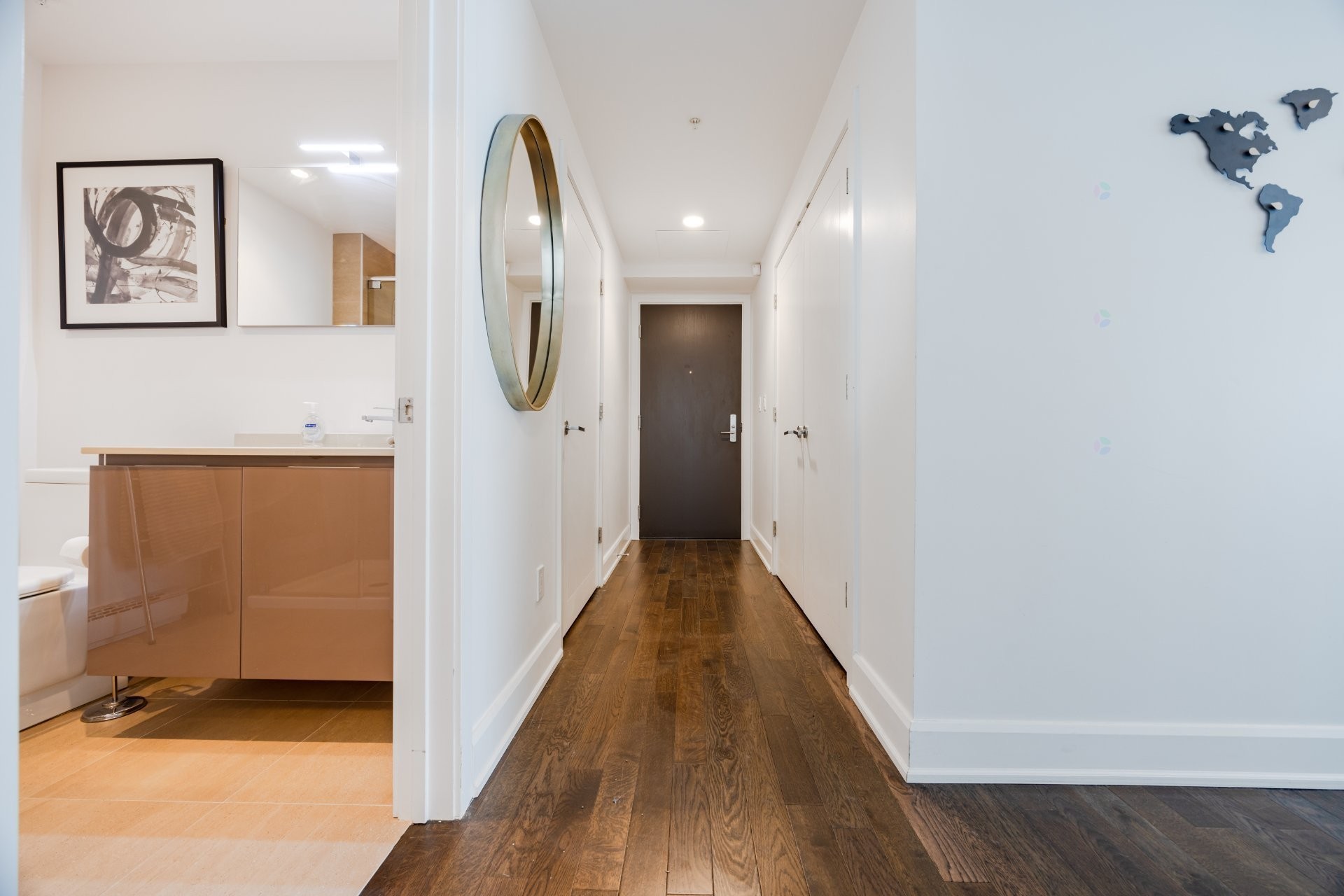 









1310


Boul. René-Lévesque O.

, 604,
Montréal (Ville-Marie),




QC
H3G0B7

