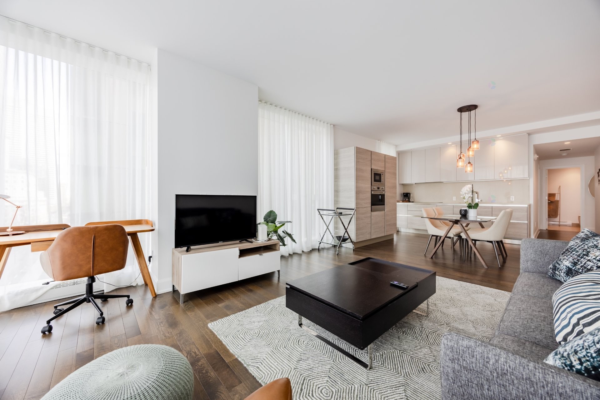 









1310


Boul. René-Lévesque O.

, 604,
Montréal (Ville-Marie),




QC
H3G0B7

