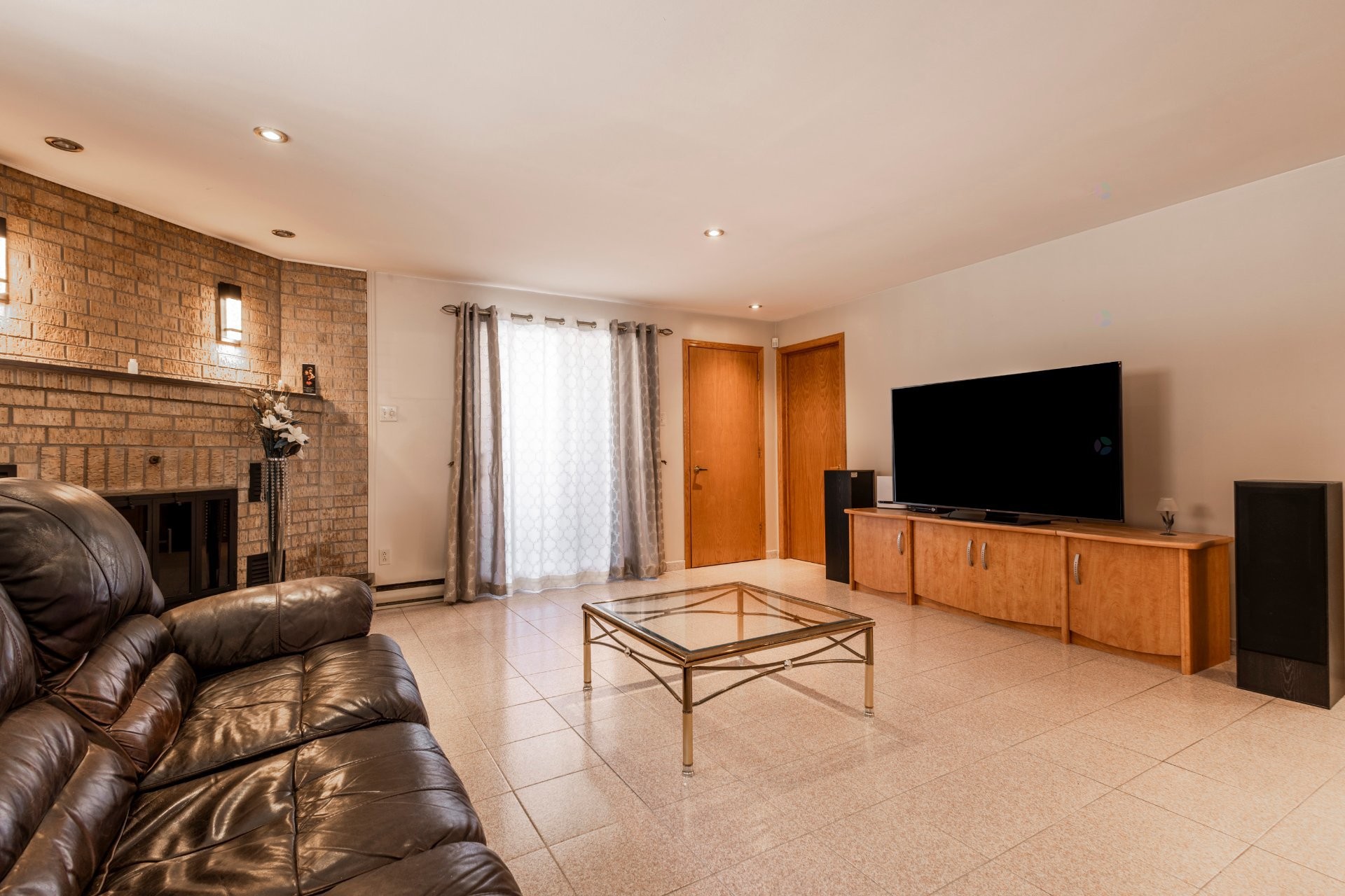 









9235


Rue Gabrielle-Roy

,
Montréal (Rivière-des-Prairies/Pointe-aux-Trembles),




QC
H1E6Y6

