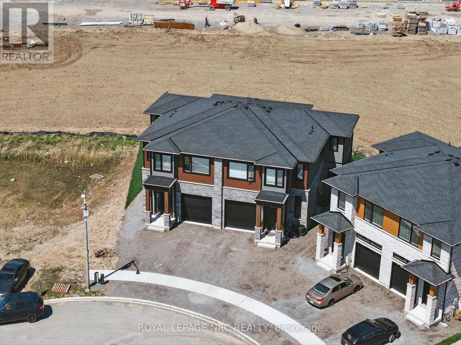 












7384 SPLENDOUR DRIVE

,
Niagara Falls (Brown),




Ontario
L2H3V8

