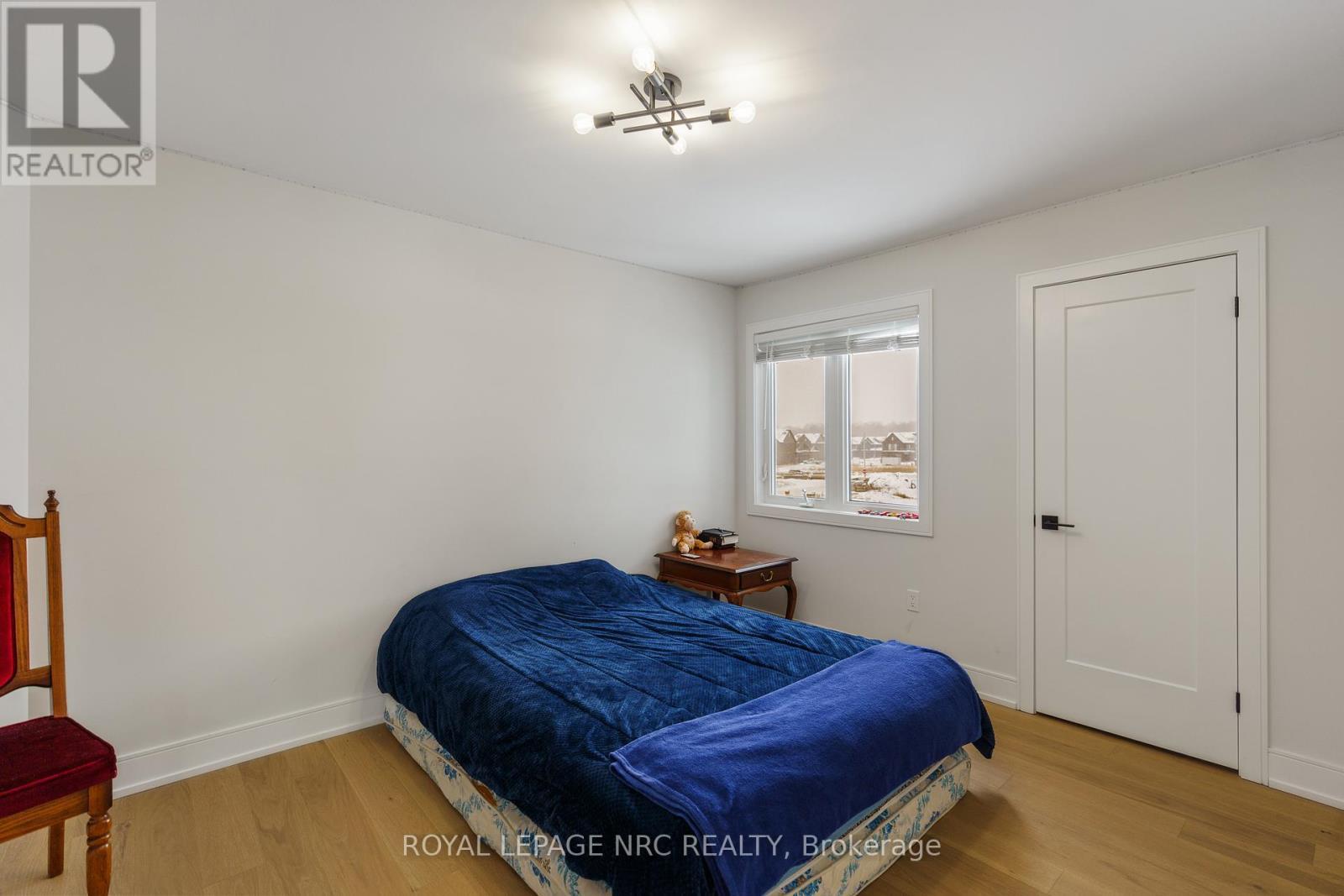 












7384 SPLENDOUR DRIVE

,
Niagara Falls (Brown),




Ontario
L2H3V8

