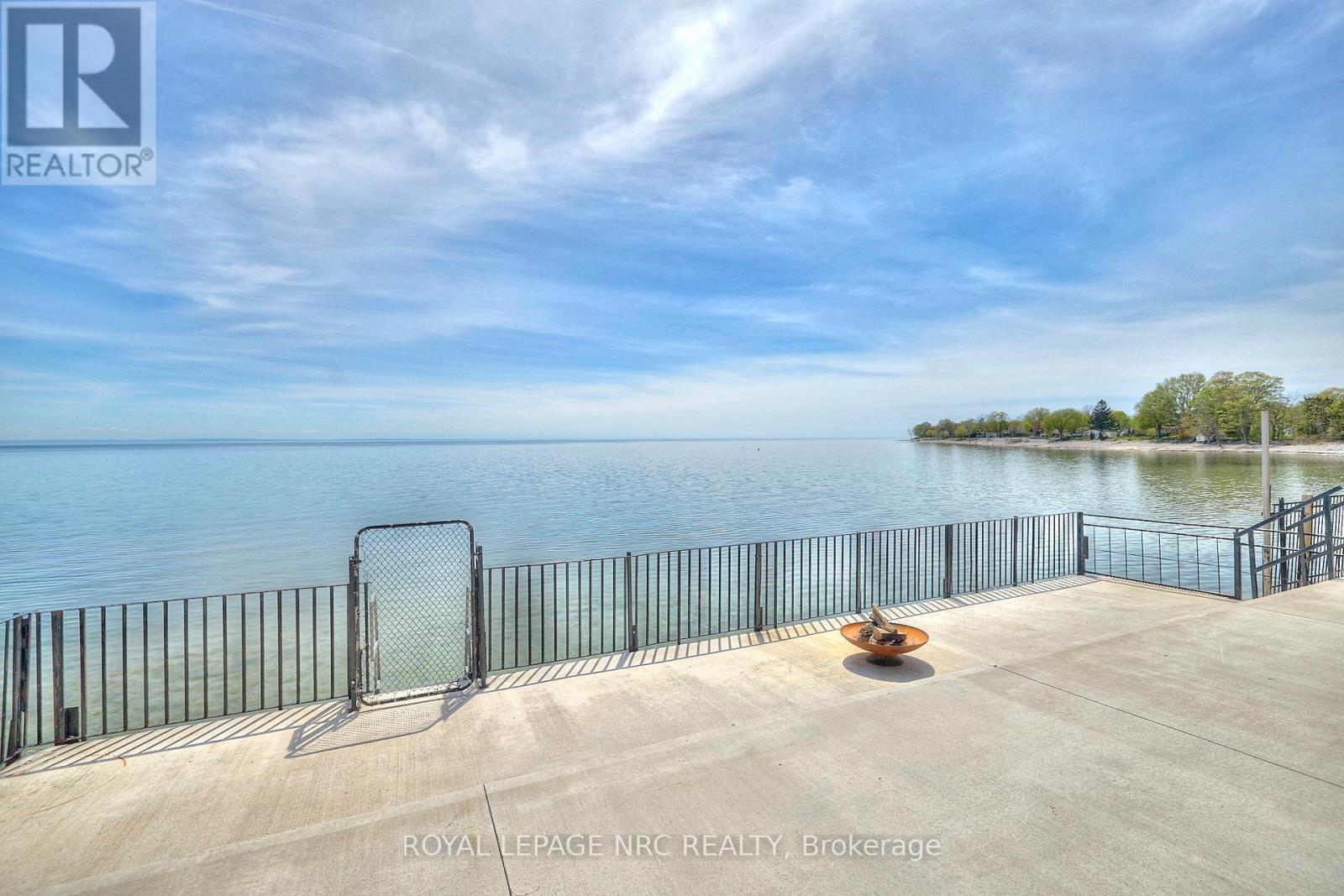 












11851 LAKESHORE ROAD

,
Wainfleet (Lakeshore),




Ontario
L0S1V0

