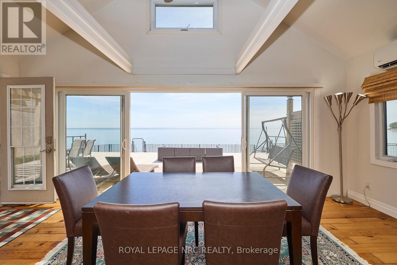 












11851 LAKESHORE ROAD

,
Wainfleet (Lakeshore),




Ontario
L0S1V0

