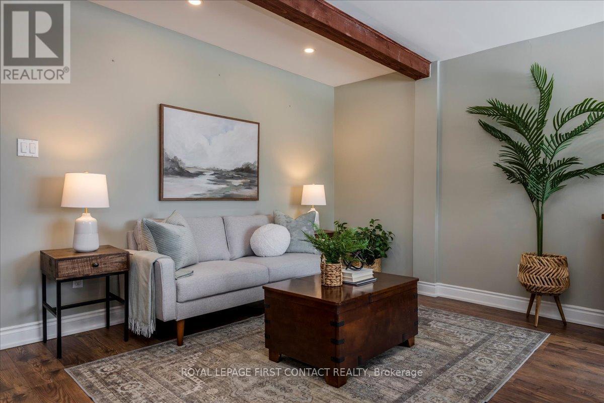 












159 CODRINGTON STREET

,
Barrie,




Ontario
L4M1R9

