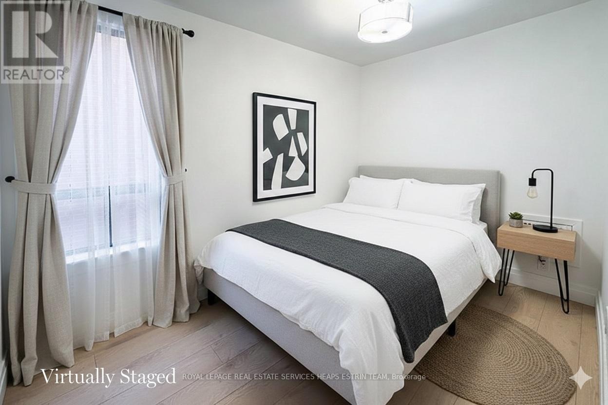 












77 NORTHCOTE AVENUE

,
Toronto,




Ontario
M6J3K2

