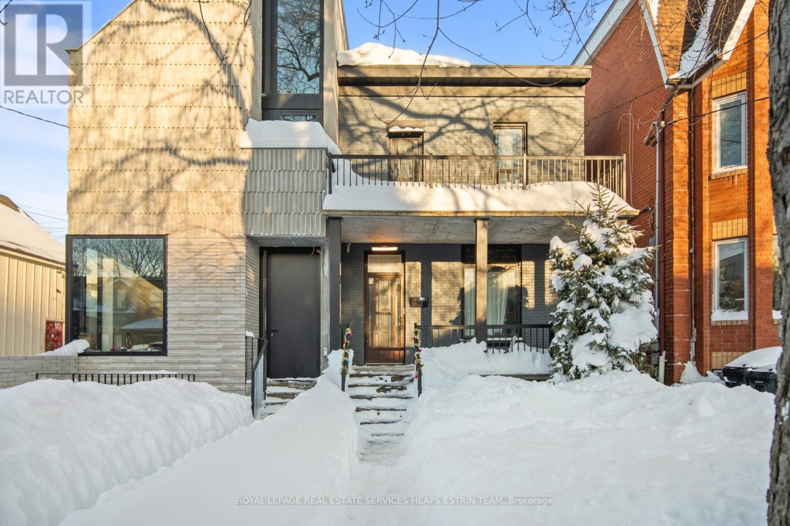 












77 NORTHCOTE AVENUE

,
Toronto,




Ontario
M6J3K2

