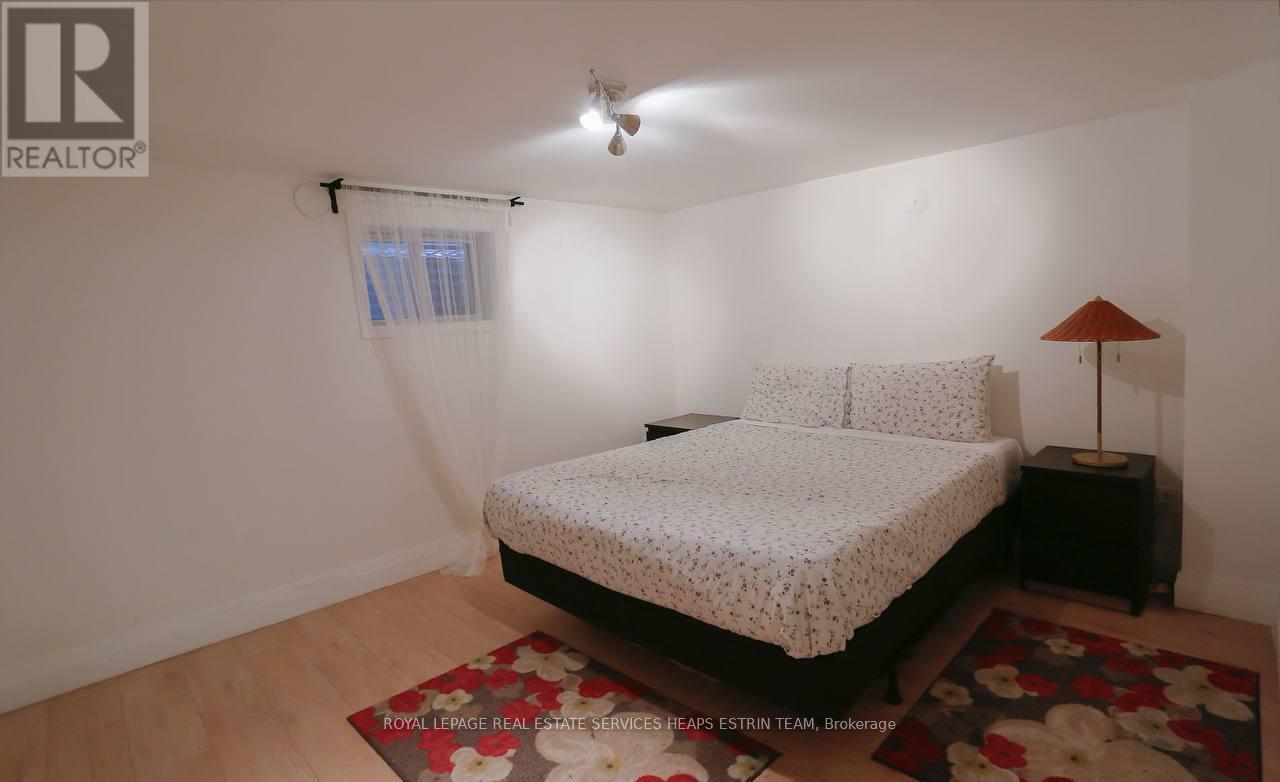 












77 NORTHCOTE AVENUE

,
Toronto,




Ontario
M6J3K2

