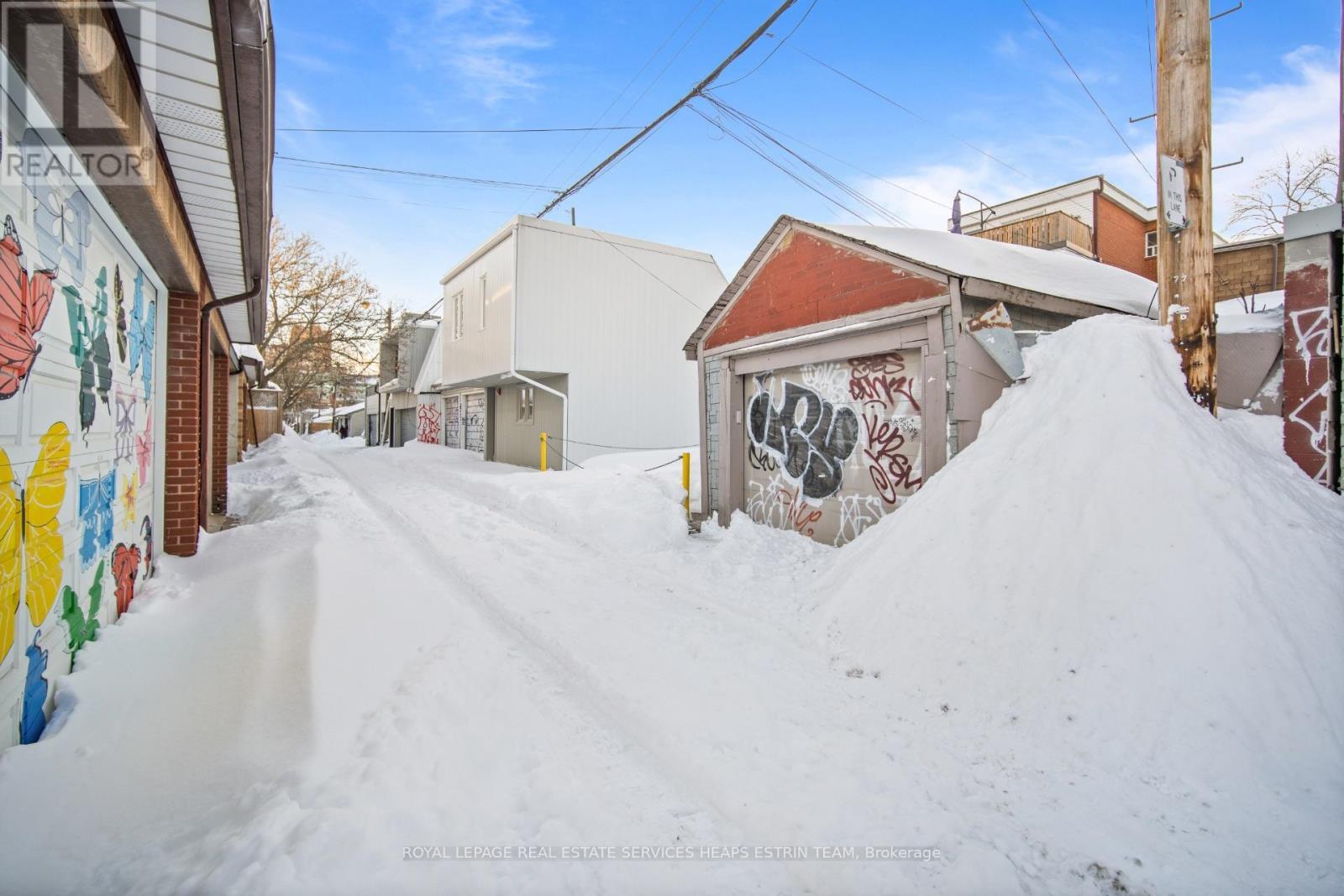 












77 NORTHCOTE AVENUE

,
Toronto,




Ontario
M6J3K2

