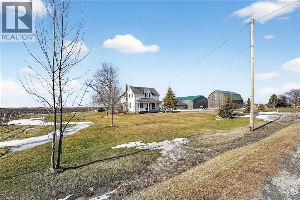 












594 NIAGARA STONE Road

,
Niagara-on-the-Lake,




Ontario
L0S1J0

