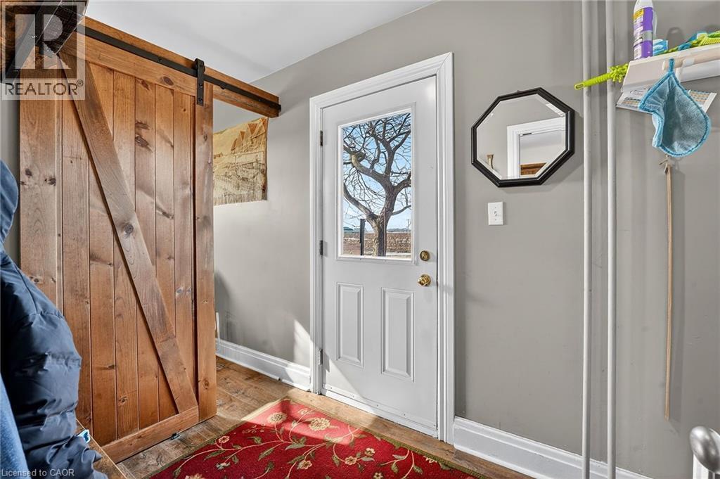 












594 NIAGARA STONE Road

,
Niagara-on-the-Lake,




Ontario
L0S1J0

