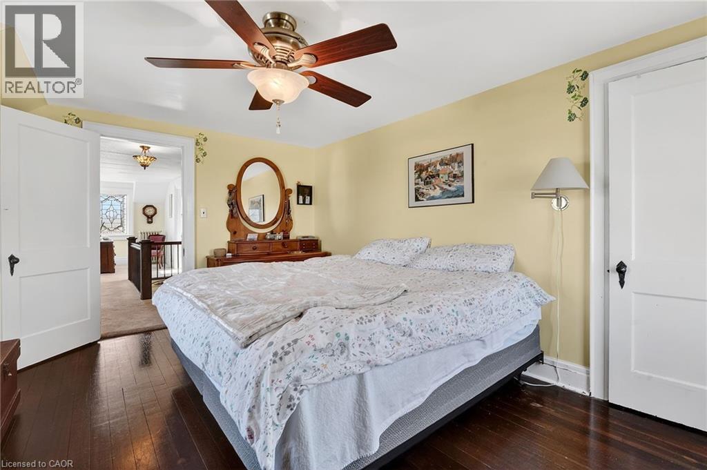 












594 NIAGARA STONE Road

,
Niagara-on-the-Lake,




Ontario
L0S1J0

