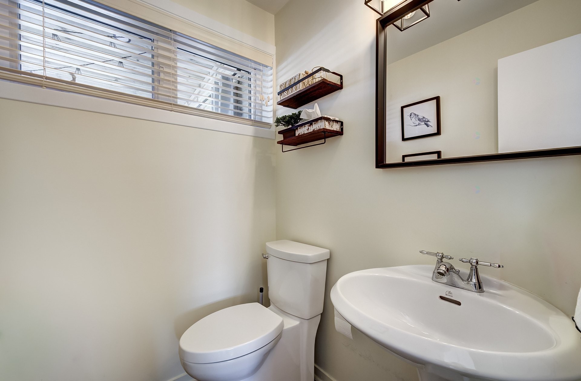 









67


Rue de l'Escaut

,
Laval (Chomedey),




QC
H7W5J1

