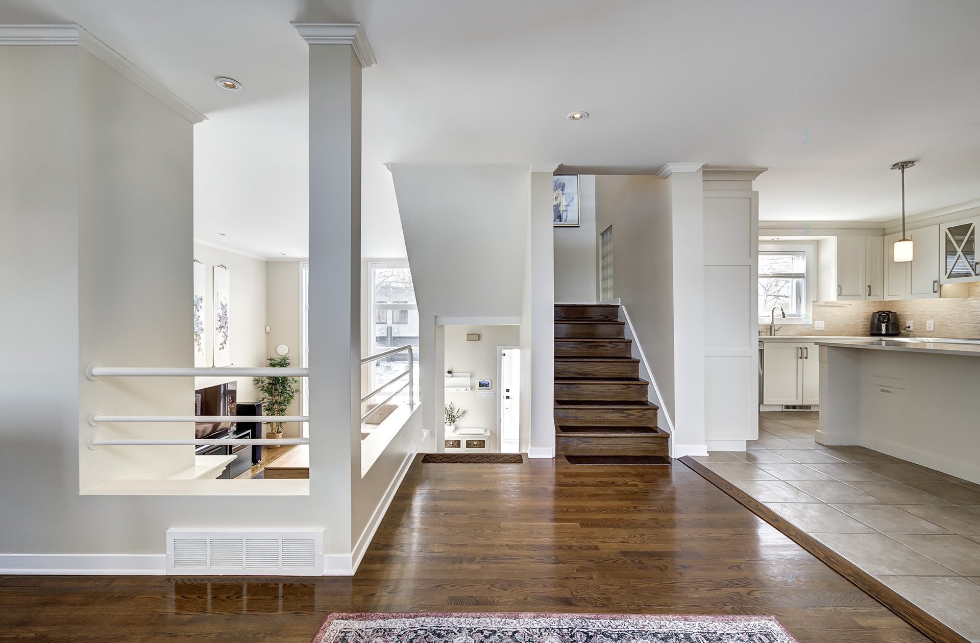 









67


Rue de l'Escaut

,
Laval (Chomedey),




QC
H7W5J1

