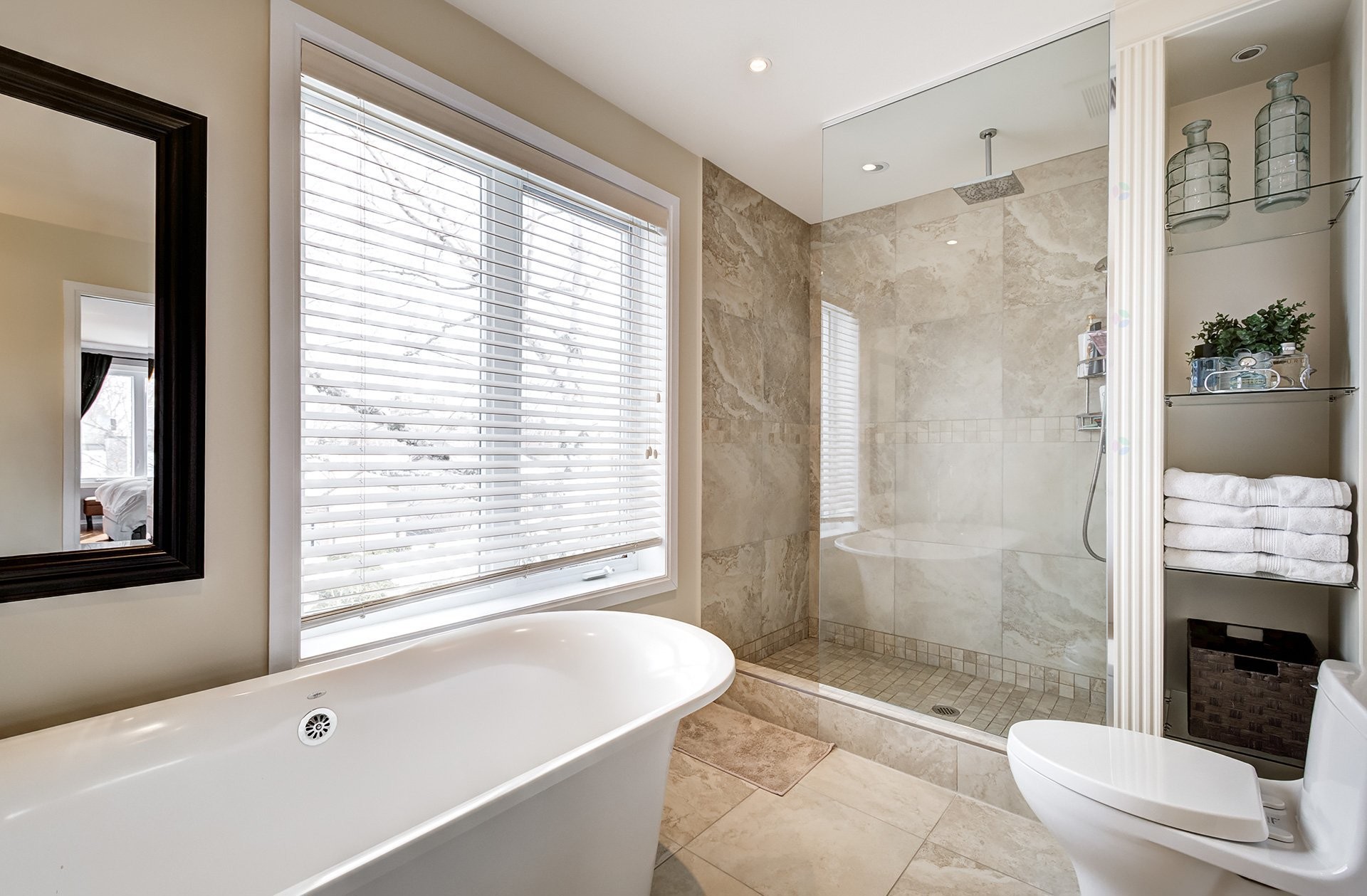 









67


Rue de l'Escaut

,
Laval (Chomedey),




QC
H7W5J1

