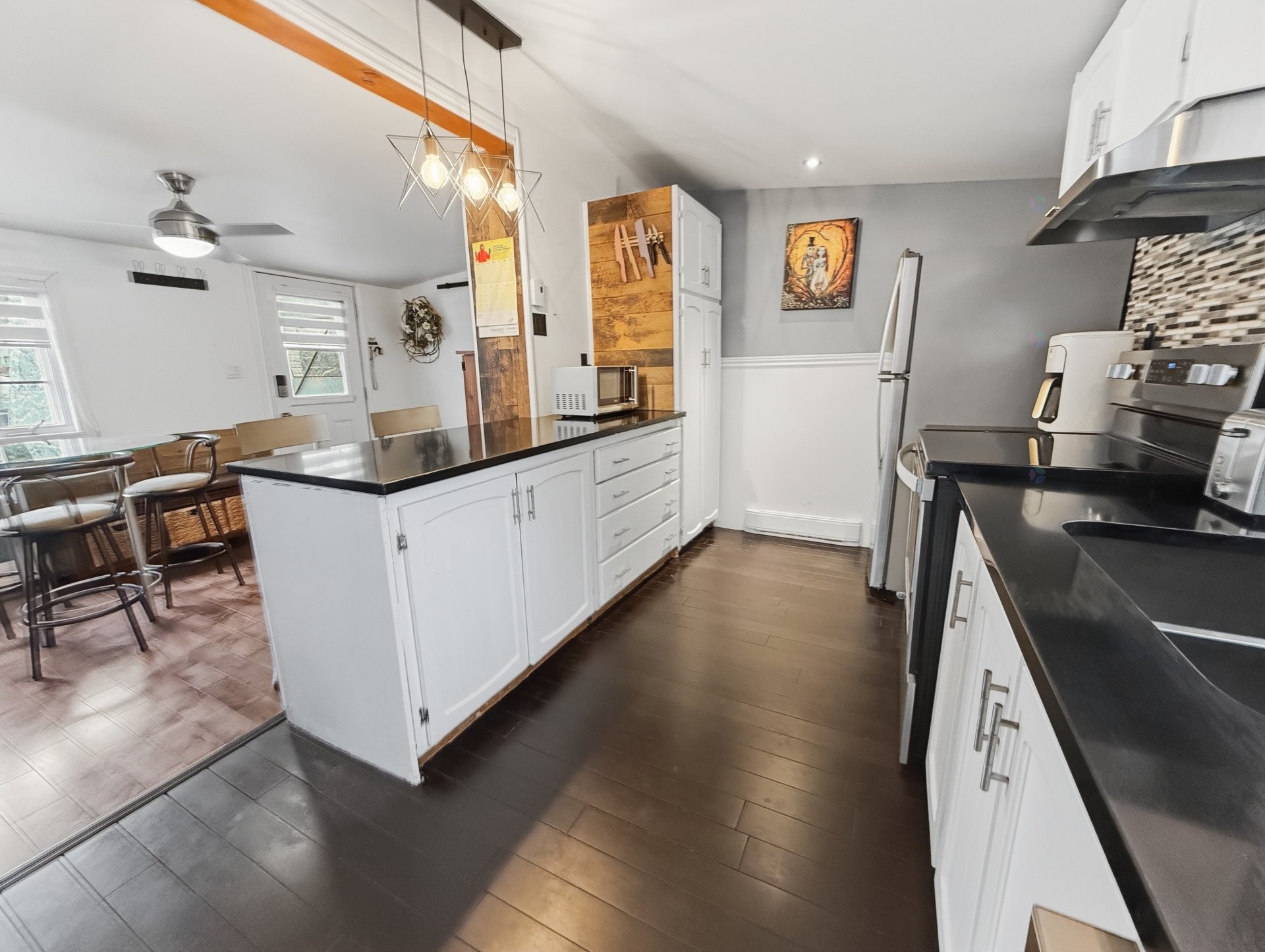 









545


La Grande-Caroline

, 1314,
Rougemont,




QC
J0L1M0

