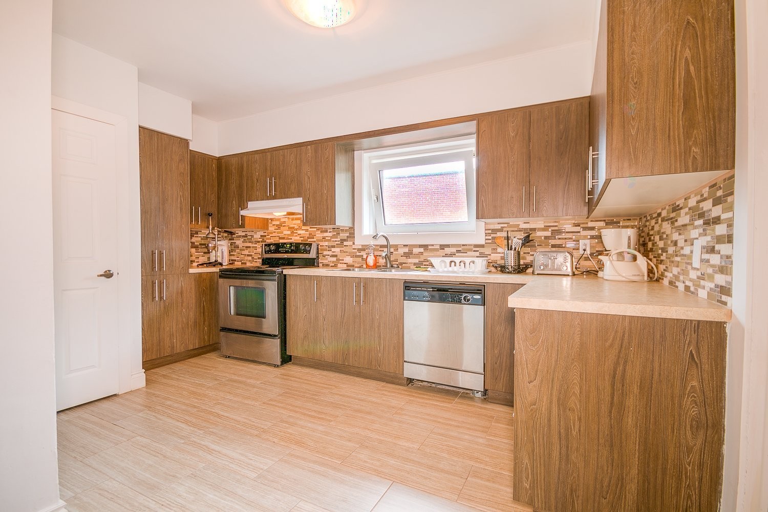 









5581


Place Beaminster

,
Montréal (Côte-des-Neiges/Notre-Dame-de-Grâce),




QC
H3W2M3

