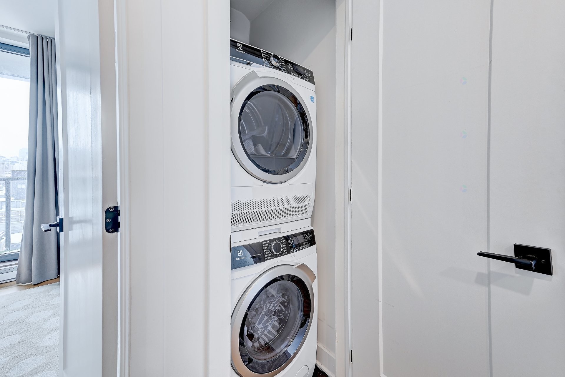 









1575


Rue Gareau

, 707,
Montréal (Ville-Marie),




QC
H2L0H9

