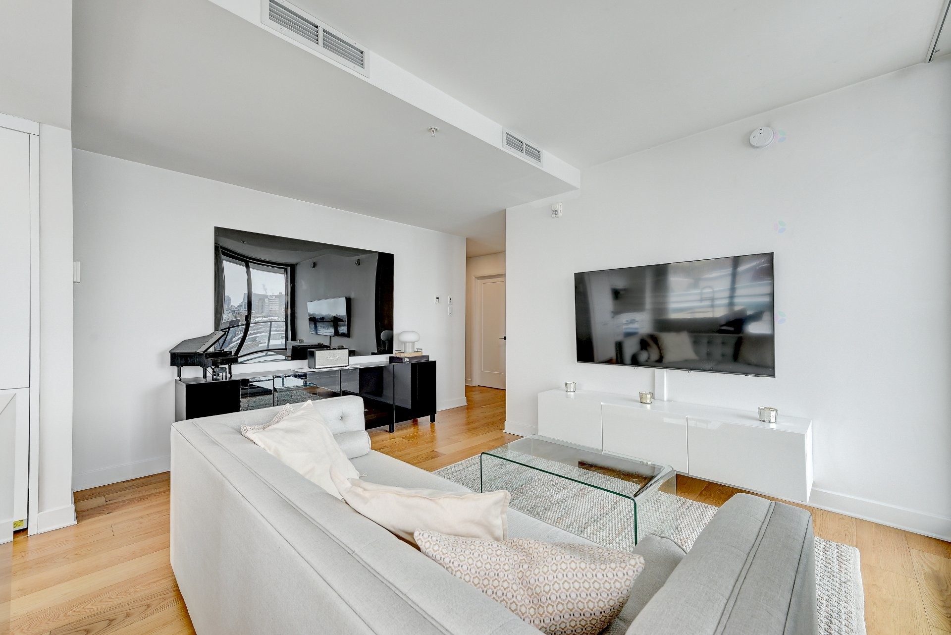 









1575


Rue Gareau

, 707,
Montréal (Ville-Marie),




QC
H2L0H9

