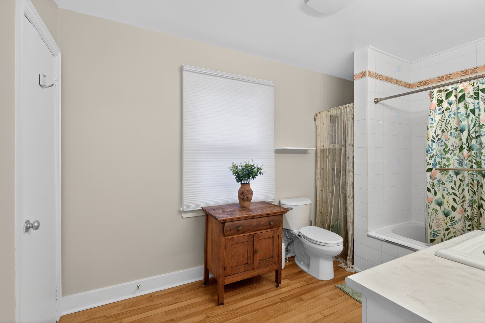 









10


Rue Cléroux

,
Gatineau (Hull),




QC
J8Y1V2

