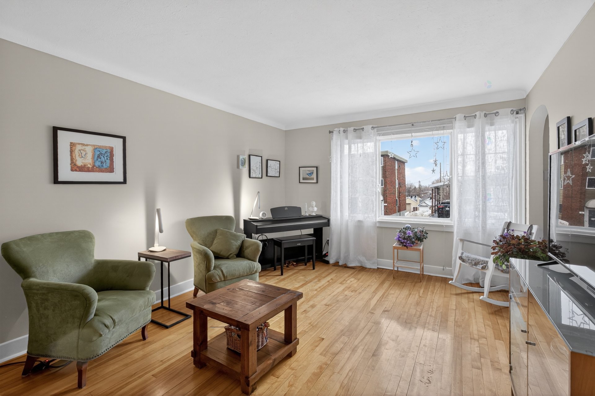 









10


Rue Cléroux

,
Gatineau (Hull),




QC
J8Y1V2

