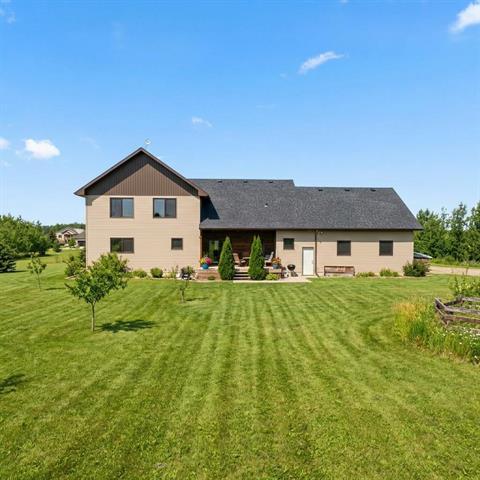 









166


Davids

BAY,
Mitchell,




MB
R5G 2M6

