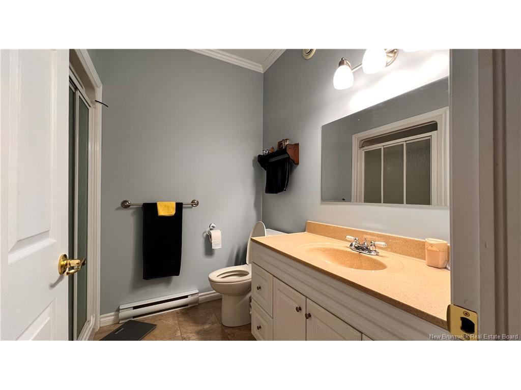 









336


Parkside

,
Bathurst,




NB
E2A 1N4

