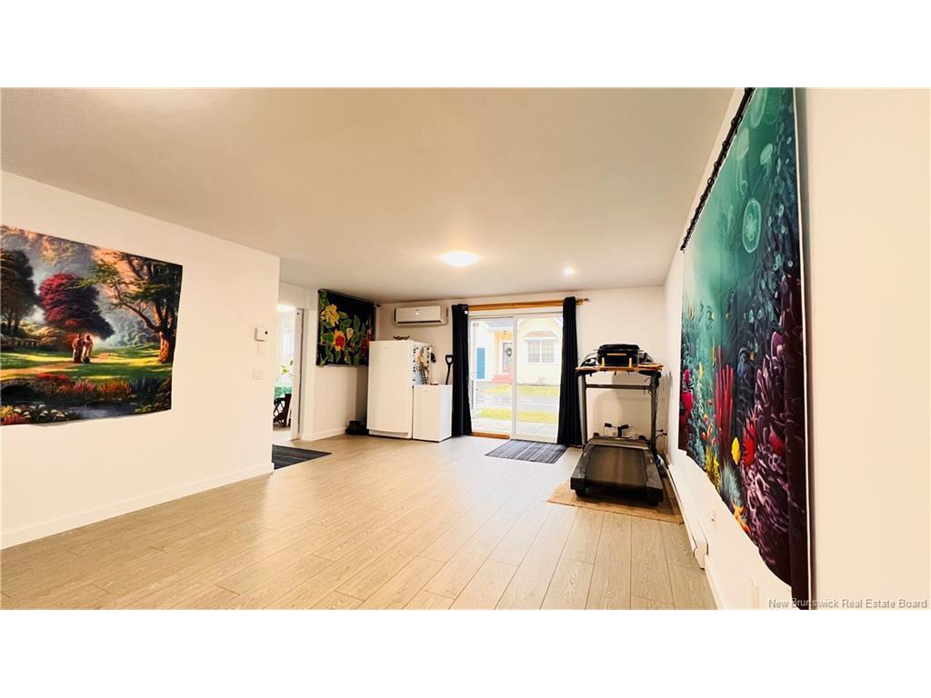 









336


Parkside

,
Bathurst,




NB
E2A 1N4

