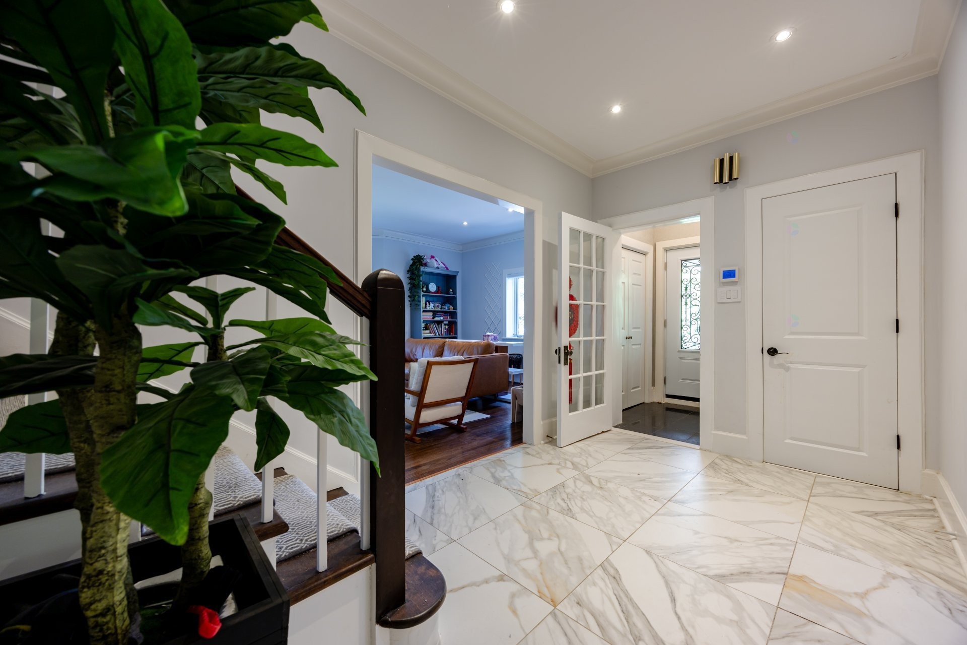 









33


Rue Thurlow

,
Hampstead,




QC
H3X3G7

