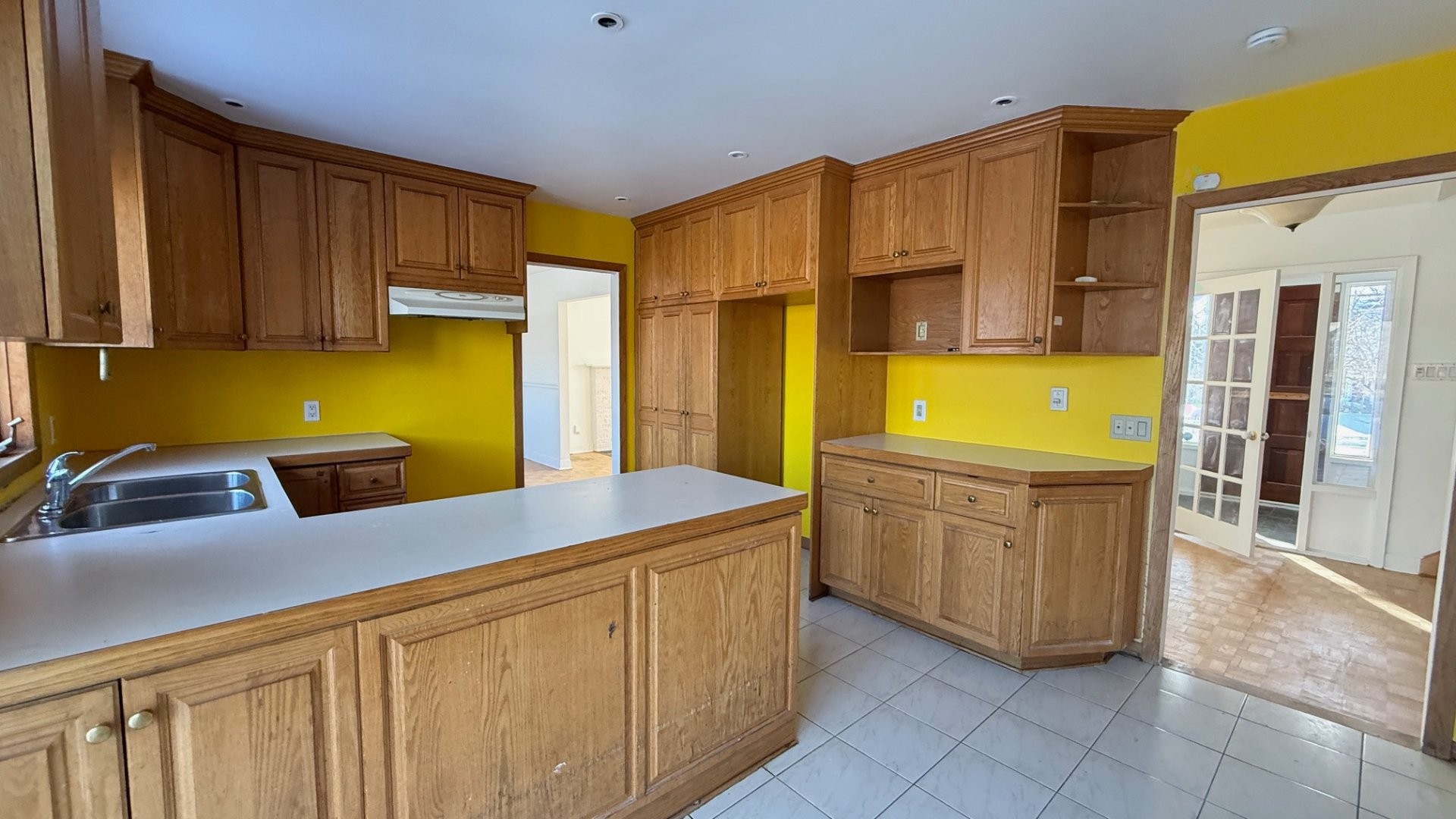 









89


Prince Street

,
Beaconsfield,




QC
H9W3M8

