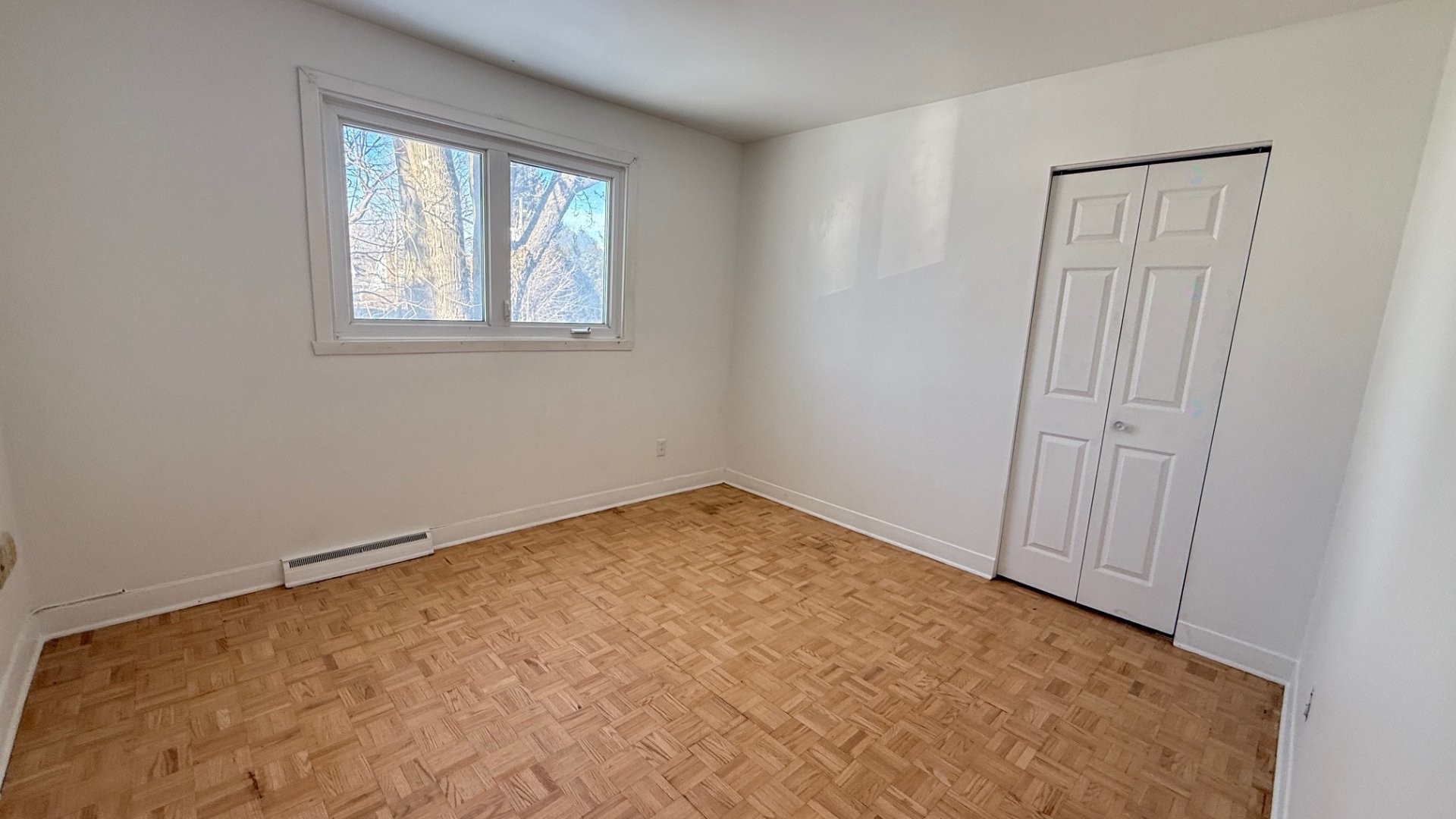 









89


Prince Street

,
Beaconsfield,




QC
H9W3M8

