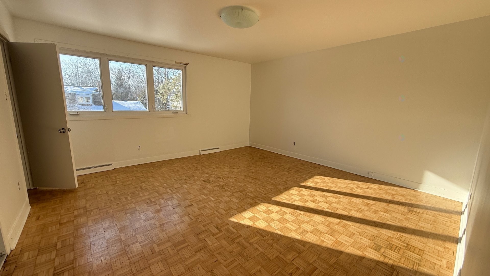 









89


Prince Street

,
Beaconsfield,




QC
H9W3M8

