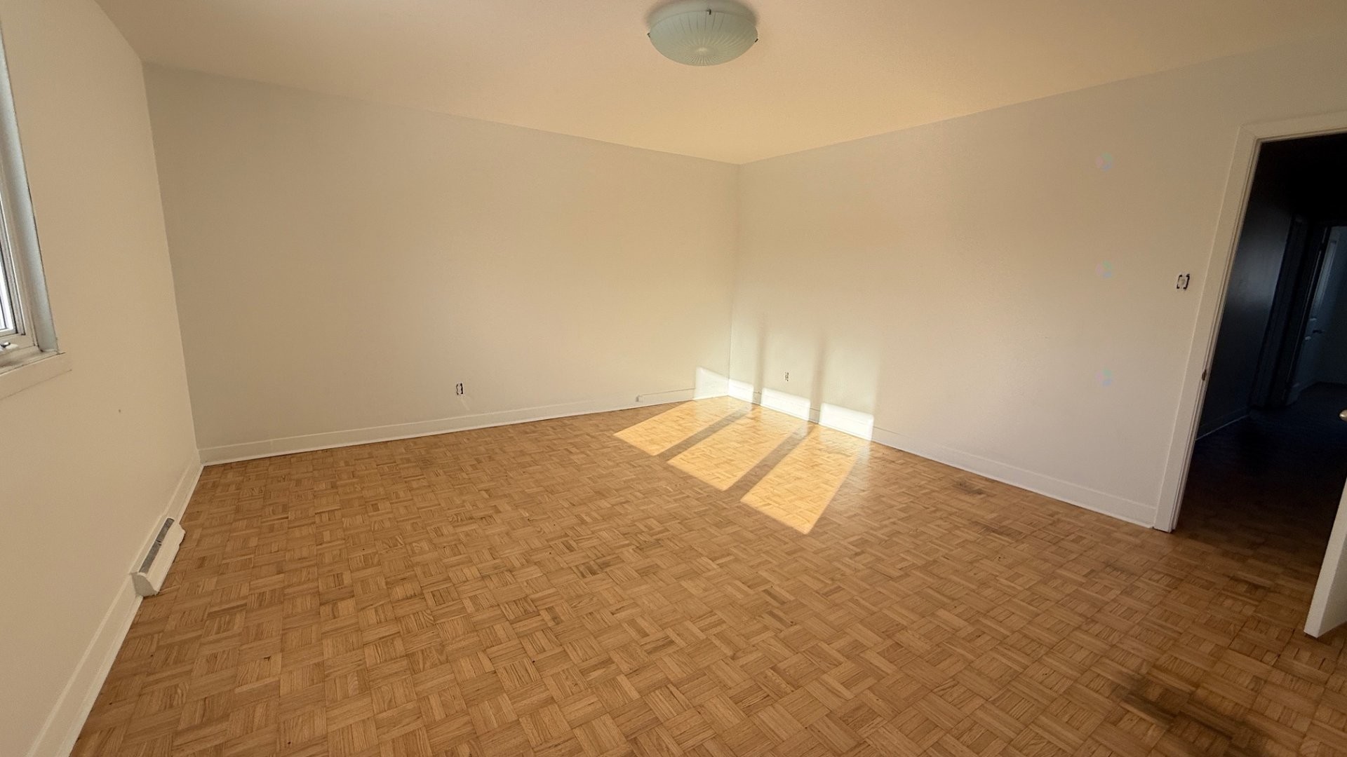 









89


Prince Street

,
Beaconsfield,




QC
H9W3M8

