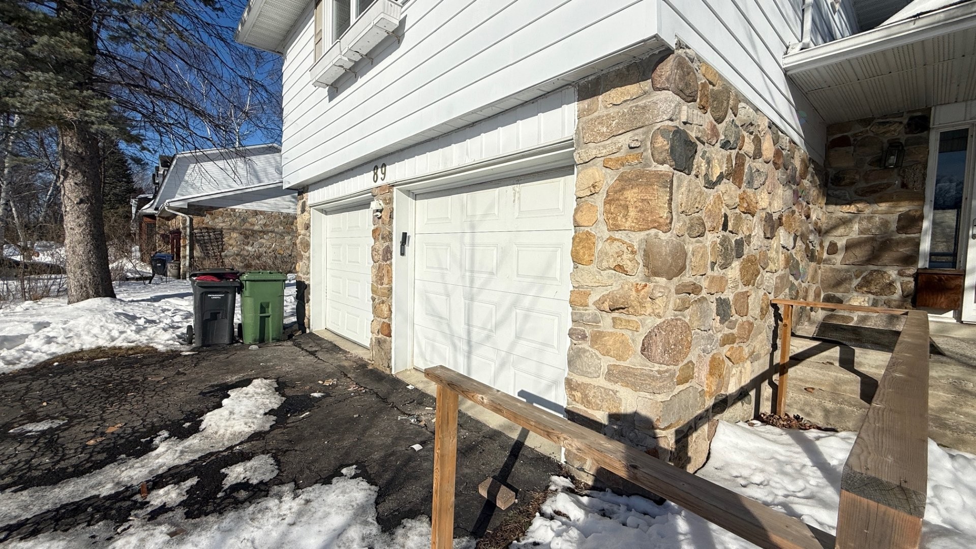 









89


Prince Street

,
Beaconsfield,




QC
H9W3M8

