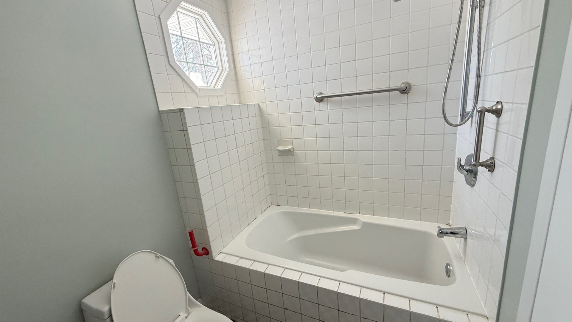 









89


Prince Street

,
Beaconsfield,




QC
H9W3M8

