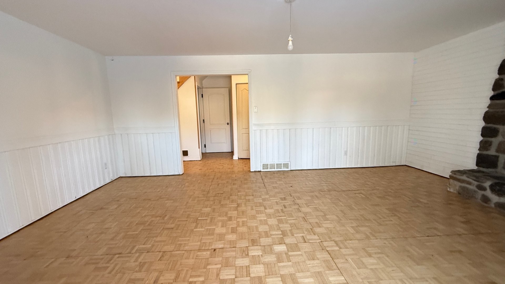 









89


Prince Street

,
Beaconsfield,




QC
H9W3M8

