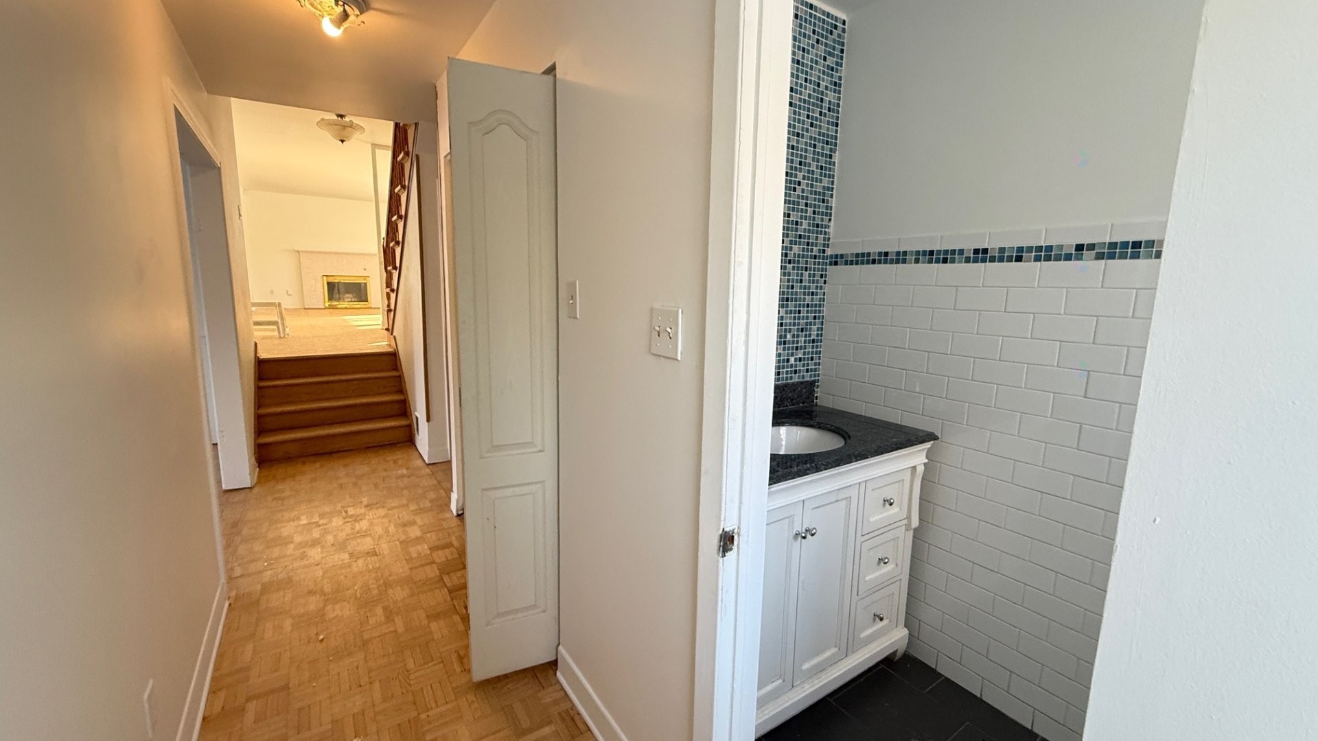 









89


Prince Street

,
Beaconsfield,




QC
H9W3M8

