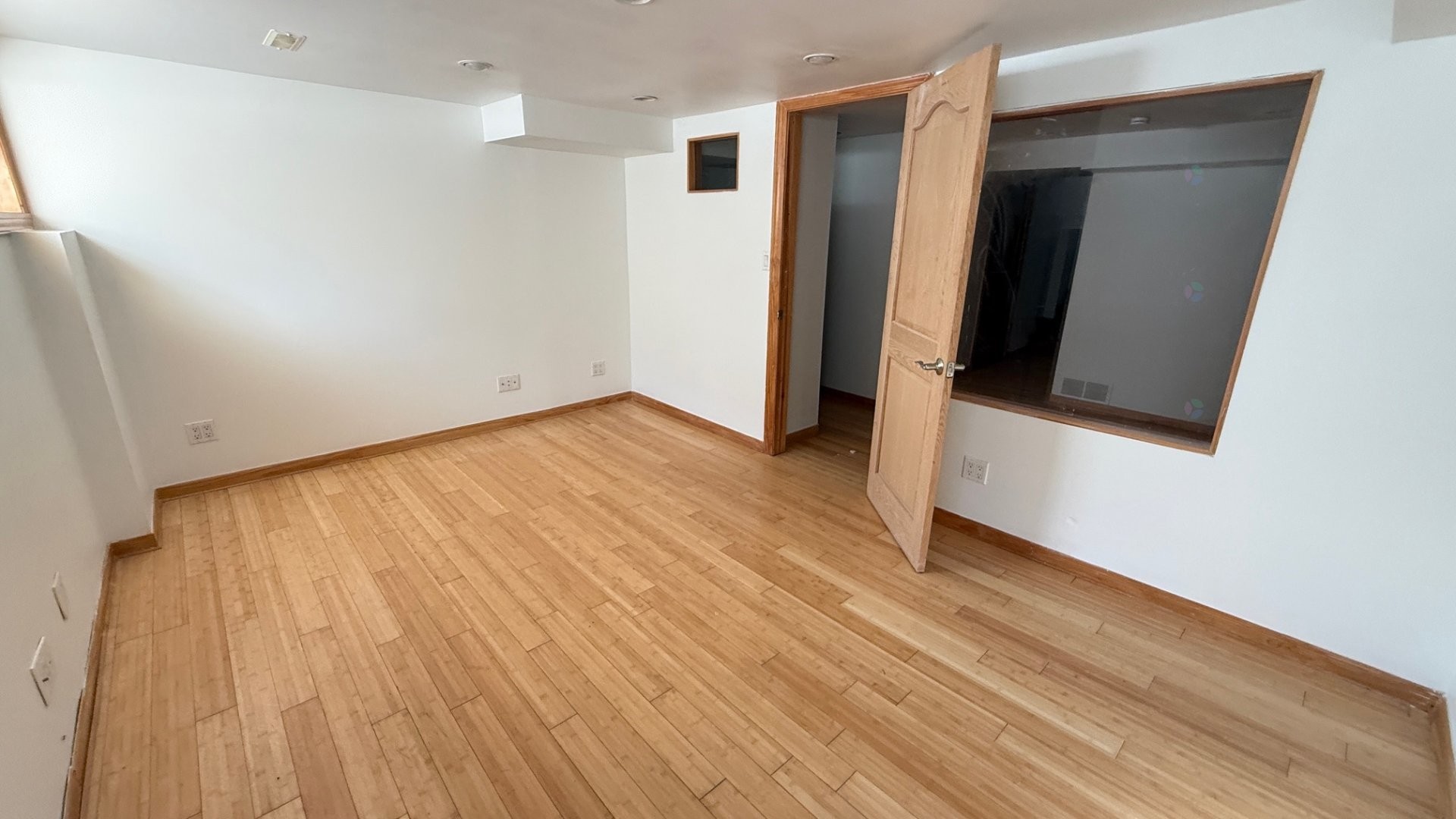 









89


Prince Street

,
Beaconsfield,




QC
H9W3M8

