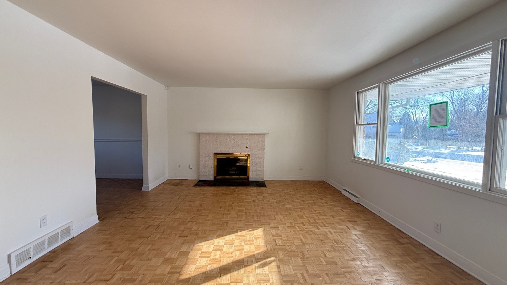 









89


Prince Street

,
Beaconsfield,




QC
H9W3M8

