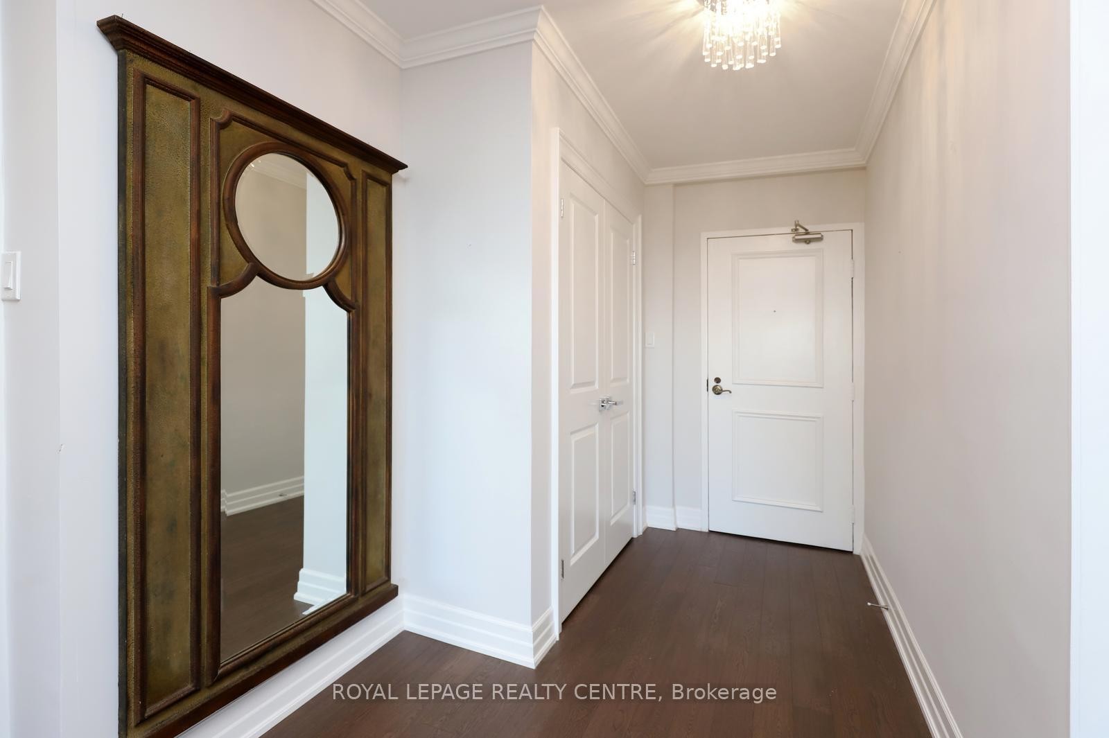 









1359


White Oaks

Boulevard, 1607,
Oakville,




ON
L6H 2R8

