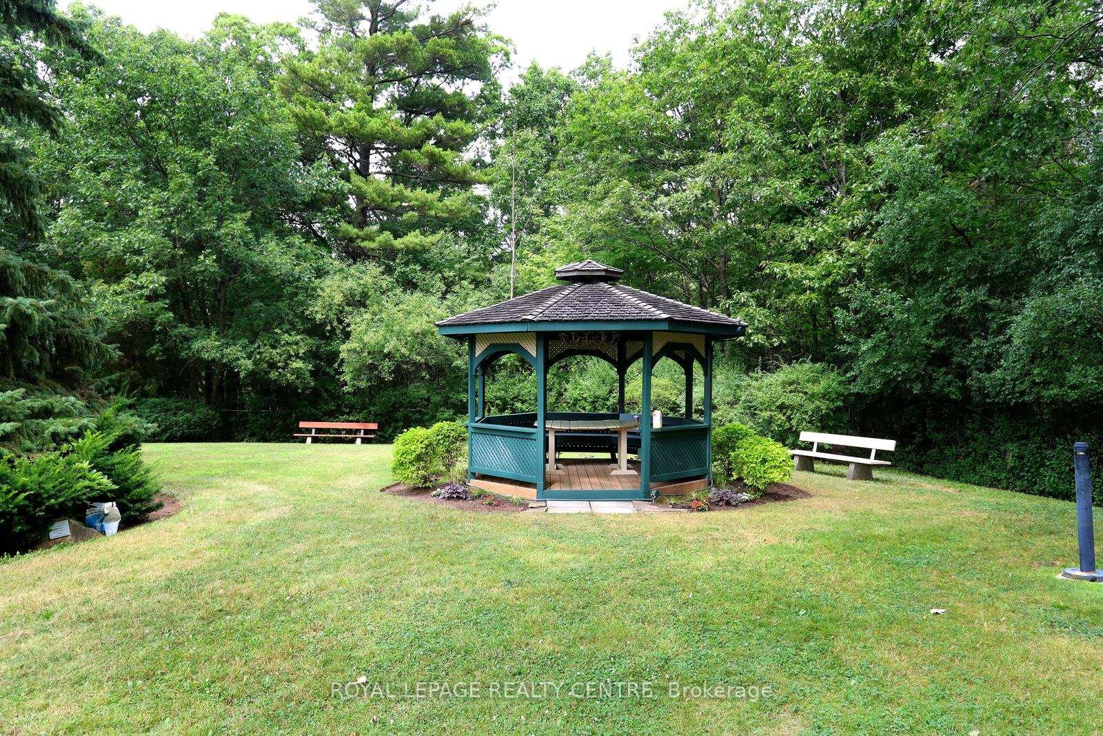 









1359


White Oaks

Boulevard, 1607,
Oakville,




ON
L6H 2R8

