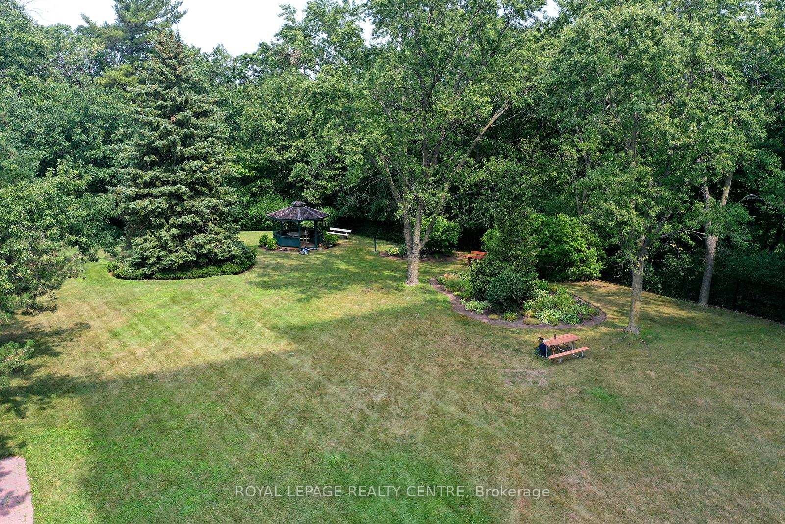 









1359


White Oaks

Boulevard, 1607,
Oakville,




ON
L6H 2R8

