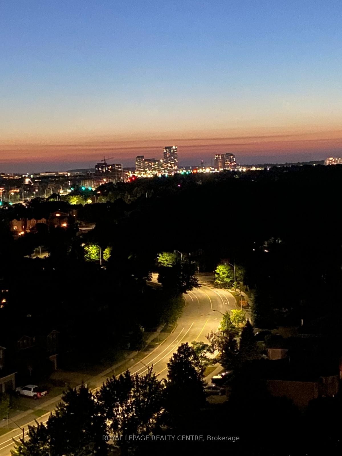 









1359


White Oaks

Boulevard, 1607,
Oakville,




ON
L6H 2R8

