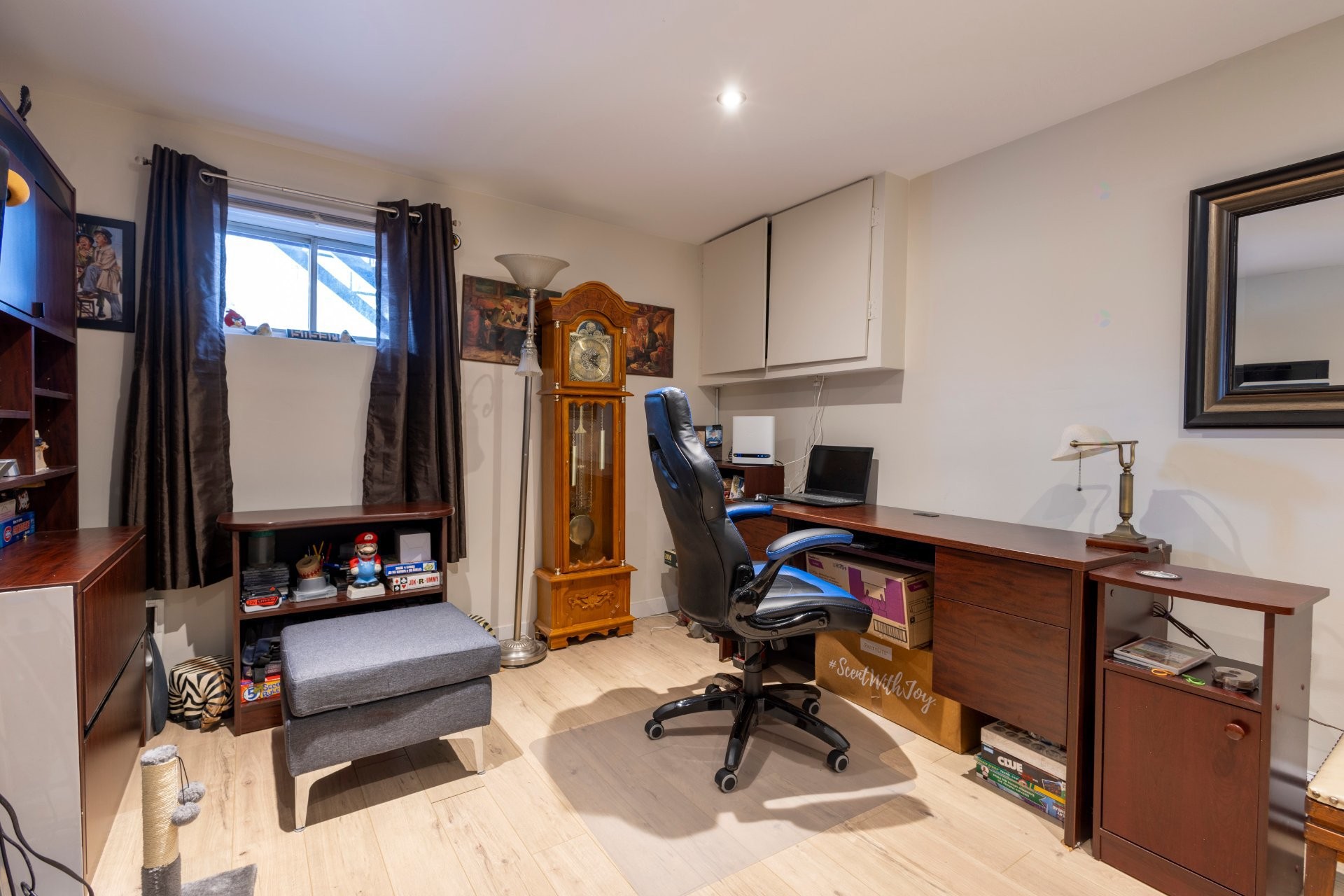 









1866


8e Avenue

,
Montréal (Rivière-des-Prairies/Pointe-aux-Trembles),




QC
H1B4H6

