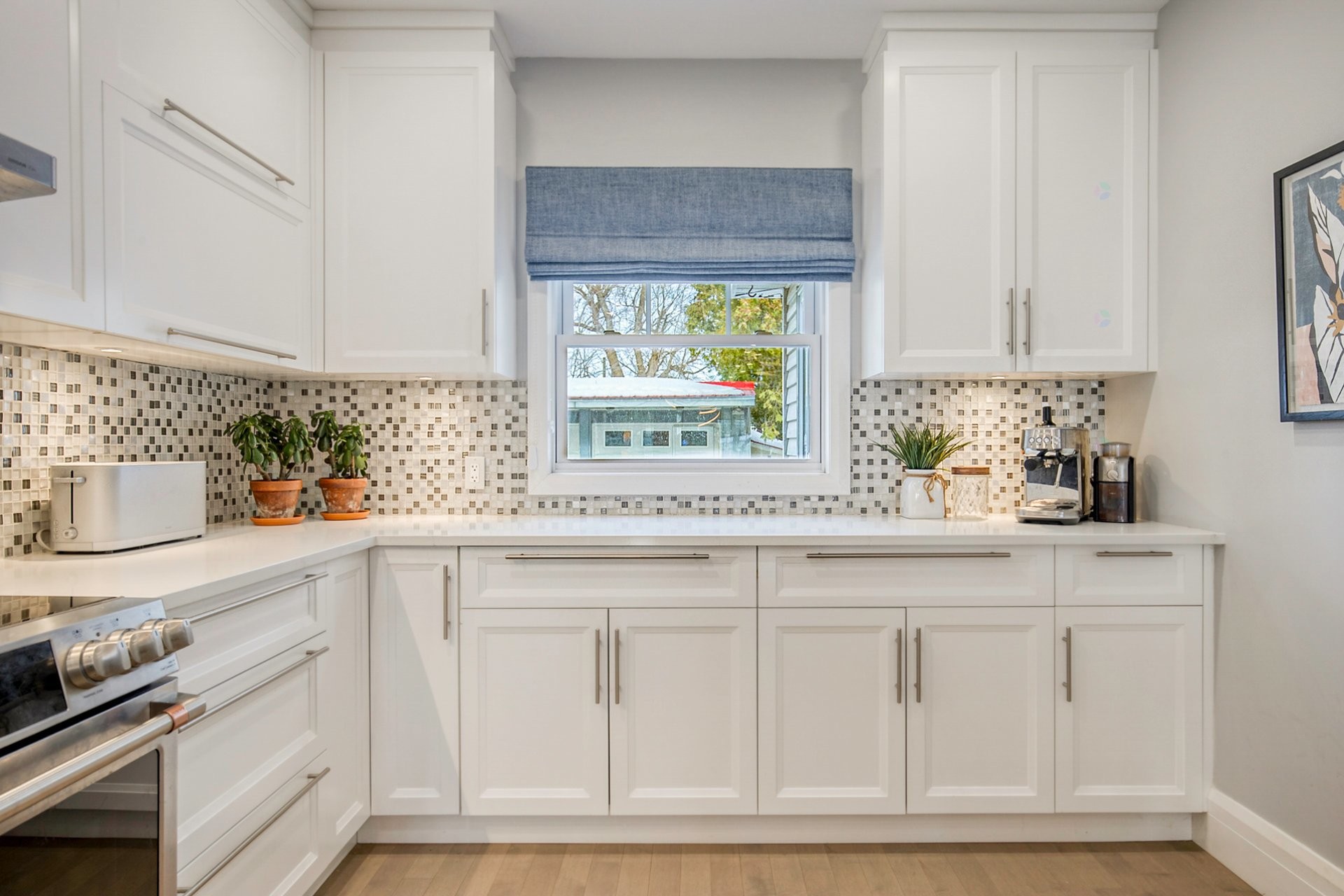 









535

 - 539


Rue St-Charles E.

,
Longueuil (Le Vieux-Longueuil),




QC
J4H1B6

