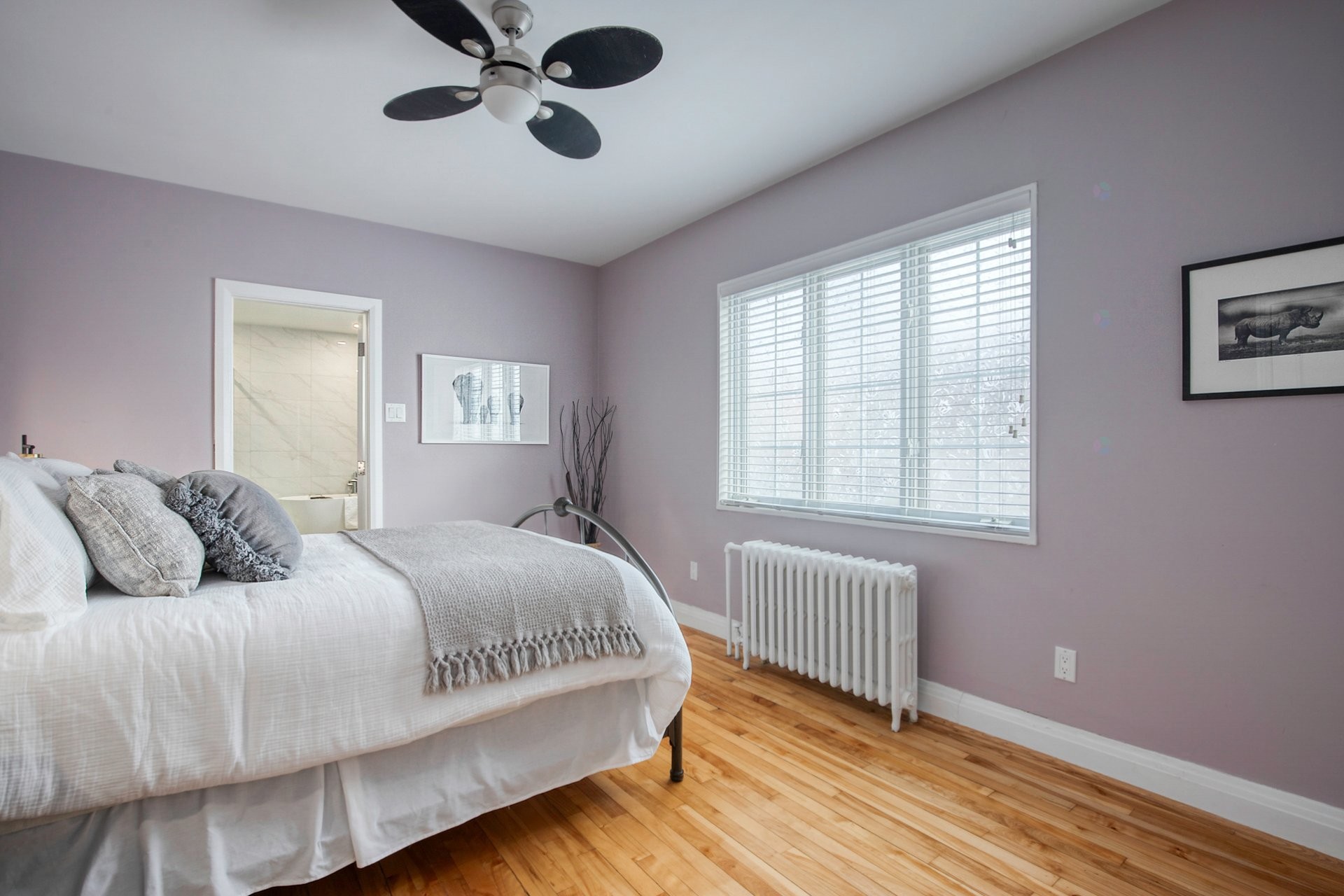









535

 - 539


Rue St-Charles E.

,
Longueuil (Le Vieux-Longueuil),




QC
J4H1B6

