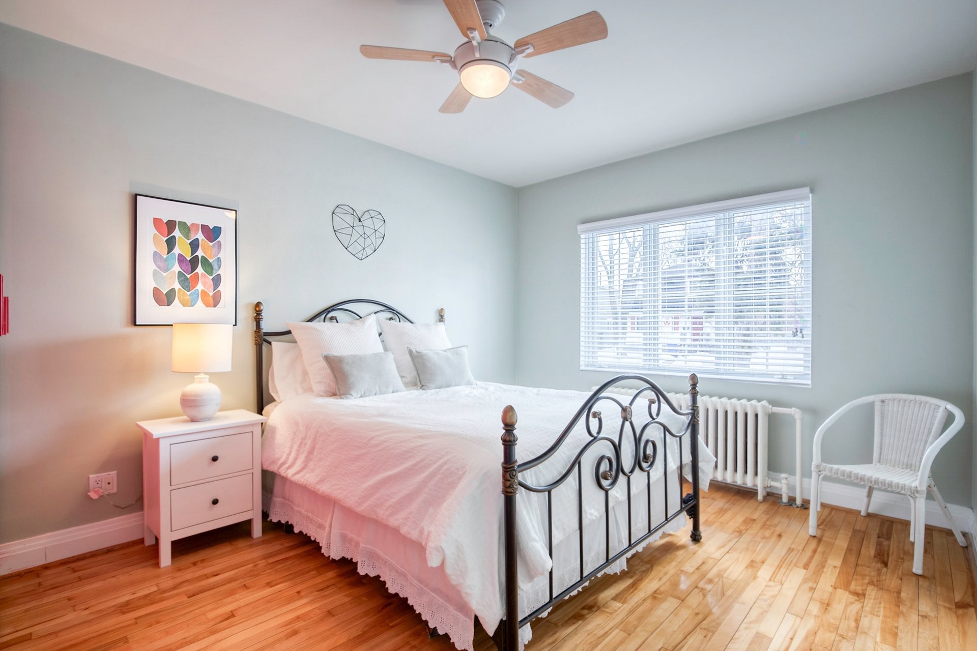 









535

 - 539


Rue St-Charles E.

,
Longueuil (Le Vieux-Longueuil),




QC
J4H1B6

