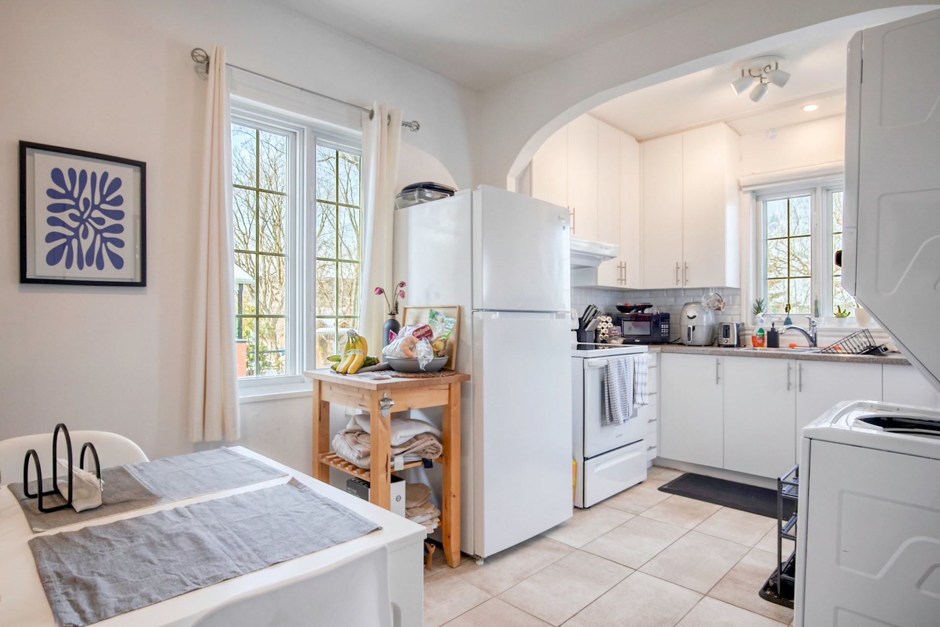 









535

 - 539


Rue St-Charles E.

,
Longueuil (Le Vieux-Longueuil),




QC
J4H1B6


