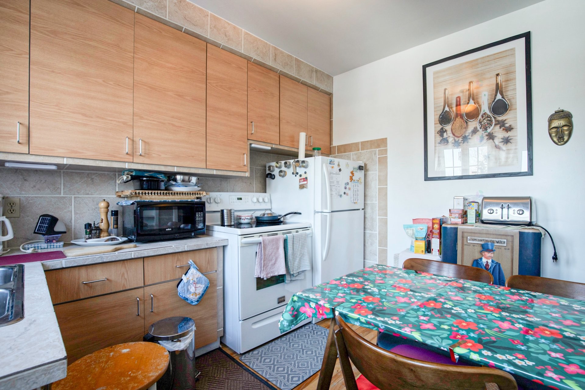 









535

 - 539


Rue St-Charles E.

,
Longueuil (Le Vieux-Longueuil),




QC
J4H1B6

