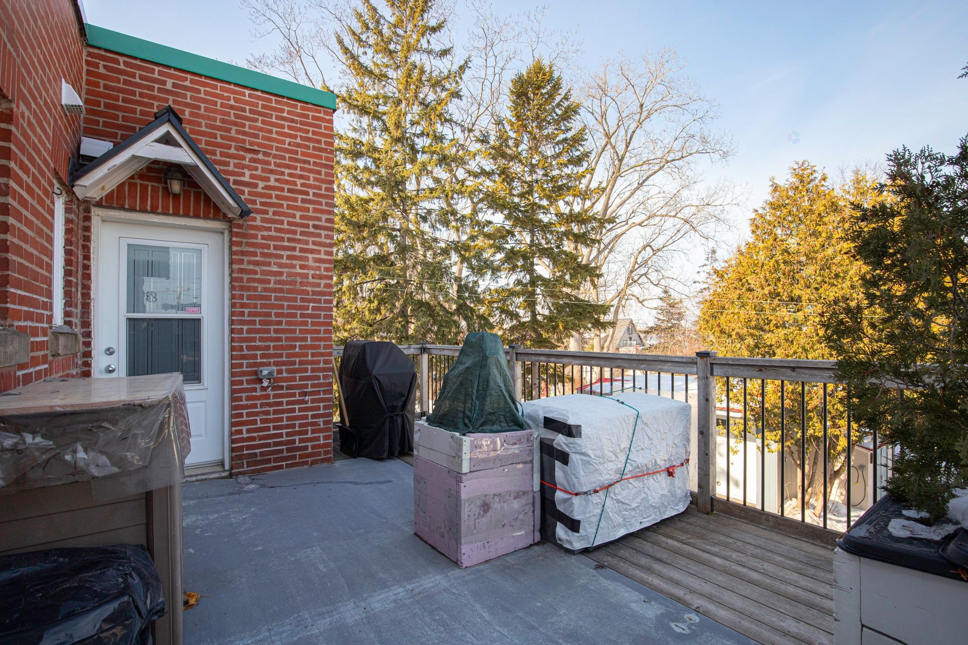 









535

 - 539


Rue St-Charles E.

,
Longueuil (Le Vieux-Longueuil),




QC
J4H1B6


